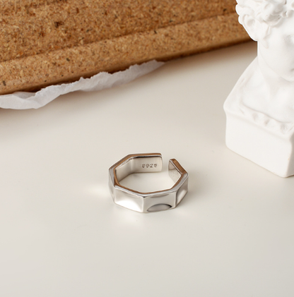 Geo Ring